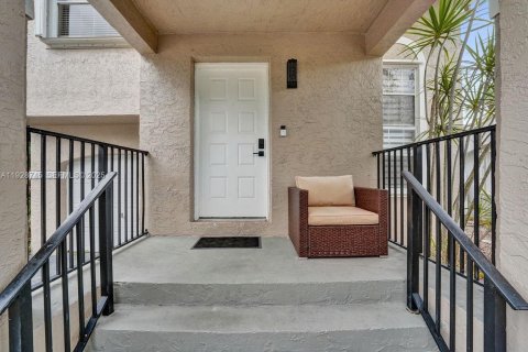 Villa ou maison à vendre à Plantation, Floride: 3 chambres, 129.13 m2 № 1990247 - photo 3