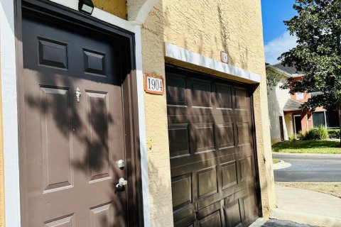Copropriété à louer à Jacksonville, Floride: 2 chambres, 107.77 m2 № 829484 - photo 1