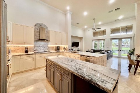 Casa en venta en Pembroke Pines, Florida, 4 dormitorios, 361.3 m2 № 1934002 - foto 6
