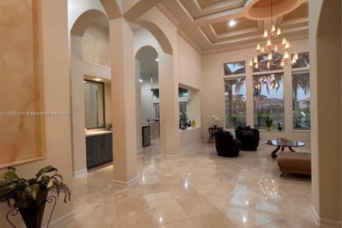 Casa en venta en Pembroke Pines, Florida, 4 dormitorios, 361.3 m2 № 1934002 - foto 4