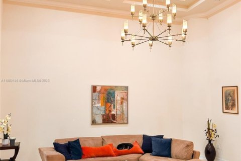 Casa en venta en Pembroke Pines, Florida, 4 dormitorios, 361.3 m2 № 1934002 - foto 23