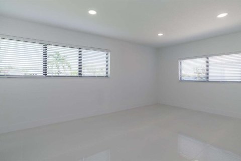 House in Boca Raton, Florida 3 bedrooms, 163.32 sq.m. № 2083502 - photo 25
