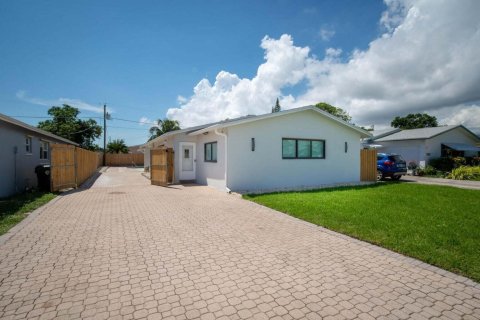 House in Boca Raton, Florida 3 bedrooms, 163.32 sq.m. № 2083502 - photo 22