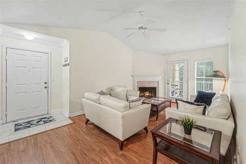 Copropriété à louer à Tampa, Floride: 2 chambres, 97.55 m2 № 2319052 - photo 2