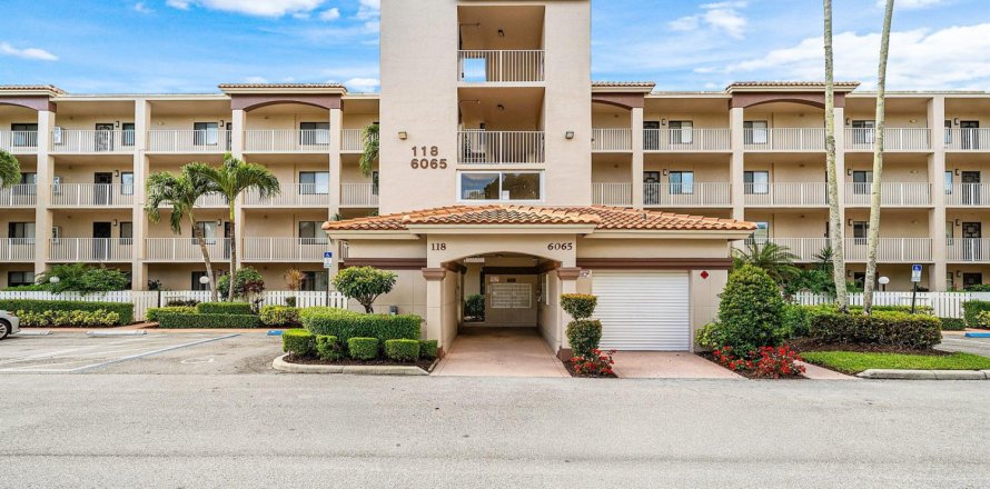 Condo in Delray Beach, Florida, 2 bedrooms  № 2251470
