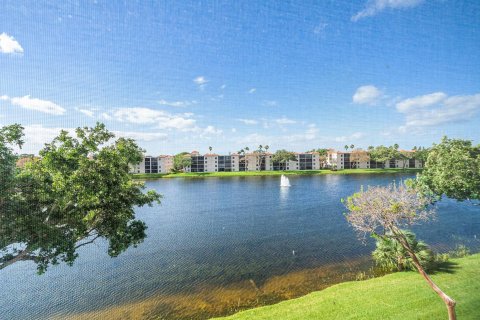 Condo in Delray Beach, Florida, 2 bedrooms  № 2251470 - photo 28