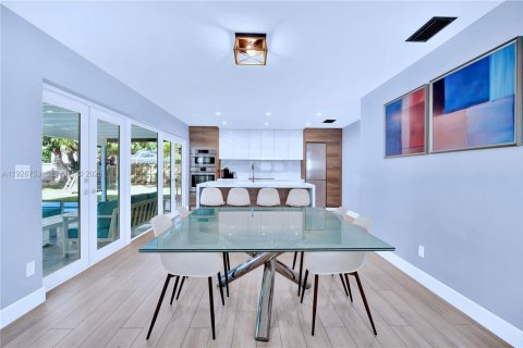 Villa ou maison à vendre à Palmetto Bay, Floride: 3 chambres, 175.59 m2 № 1988728 - photo 10