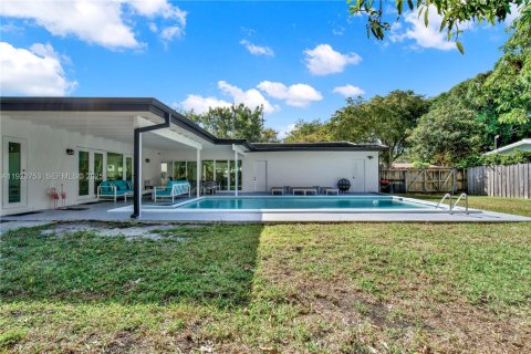 Villa ou maison à vendre à Palmetto Bay, Floride: 3 chambres, 175.59 m2 № 1988728 - photo 23