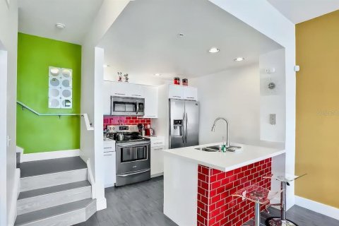 Adosado en venta en Kissimmee, Florida, 3 dormitorios, 120.4 m2 № 1826881 - foto 8