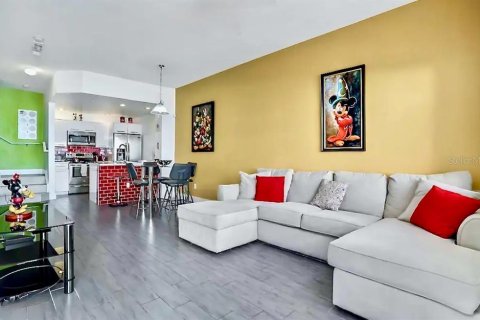 Touwnhouse à vendre à Kissimmee, Floride: 3 chambres, 120.4 m2 № 1826881 - photo 2