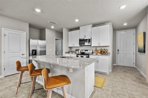 Touwnhouse à louer à Riverview, Floride: 3 chambres, 145.48 m2 № 1629317 - photo 4