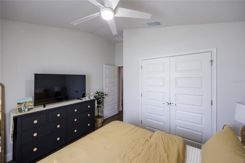 House in Newberry, Florida 4 bedrooms, 154.59 sq.m. № 1899995 - photo 10