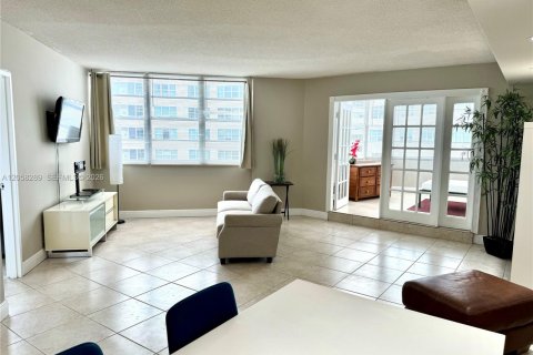 Copropriété à louer à Miami, Floride: 2 chambres, 91.97 m2 № 2168141 - photo 2