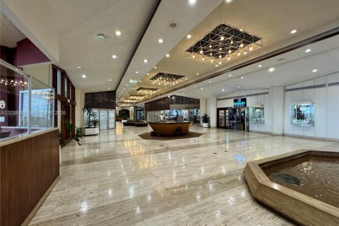 Copropriété à louer à Miami, Floride: 2 chambres, 91.97 m2 № 2168141 - photo 15