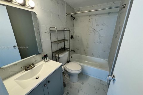 Copropriété à louer à Miami, Floride: 2 chambres, 91.97 m2 № 2168141 - photo 6