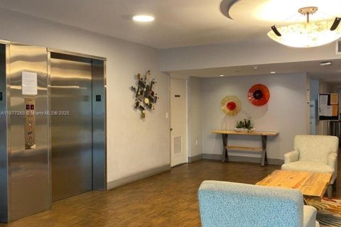 Condo in Pompano Beach, Florida, 3 bedrooms  № 1922147 - photo 26