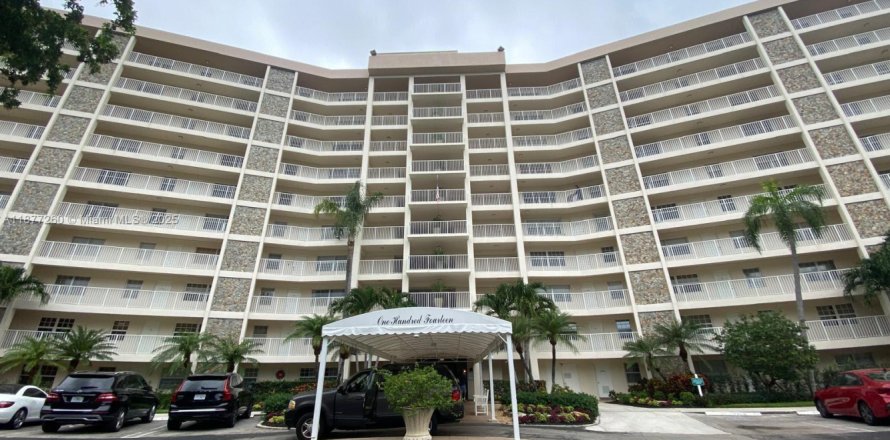 Condo in Pompano Beach, Florida, 3 bedrooms  № 1922147