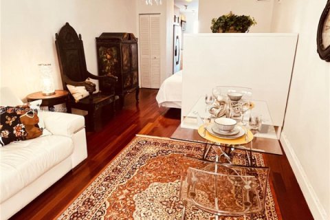 Condominio en alquiler en Miami Beach, Florida, 47.84 m2 № 1957010 - foto 4