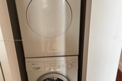 Condominio en alquiler en Miami Beach, Florida, 47.84 m2 № 1957010 - foto 28