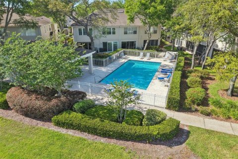 Touwnhouse à vendre à Palm Harbor, Floride: 2 chambres, 117.71 m2 № 2122309 - photo 30