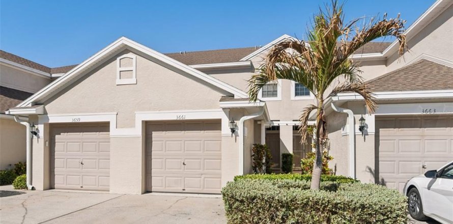 Touwnhouse à Palm Harbor, Floride 2 chambres, 117.71 m2 № 2122309