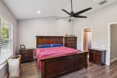 Touwnhouse à vendre à Palm Harbor, Floride: 2 chambres, 117.71 m2 № 2122309 - photo 16
