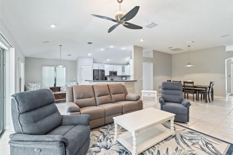 Casa en alquiler en The Villages, Florida, 3 dormitorios, 186.18 m2 № 1837130 - foto 6