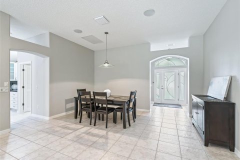 Casa en alquiler en The Villages, Florida, 3 dormitorios, 186.18 m2 № 1837130 - foto 4