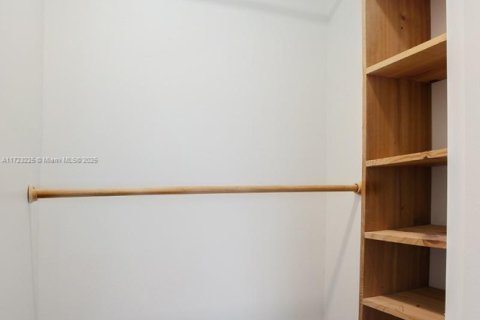 Copropriété à vendre à Hallandale Beach, Floride: 2 chambres, 112.41 m2 № 1979485 - photo 15