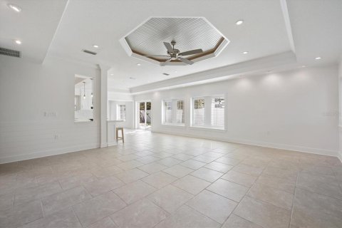 Купить виллу или дом в Сарасота, Флорида 8 комнат, 185.71м2, № 1509489 - фото 13