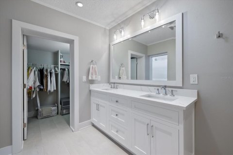 Купить виллу или дом в Сарасота, Флорида 8 комнат, 185.71м2, № 1509489 - фото 20
