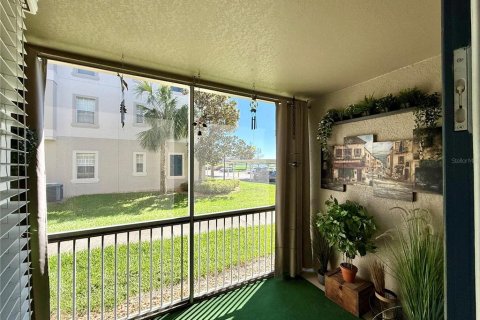 Condo in Kissimmee, Florida, 3 bedrooms  № 1851832 - photo 17