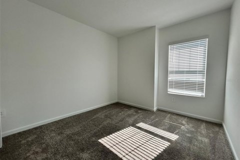 Townhouse in Davenport, Florida 3 bedrooms, 156.91 sq.m. № 2233141 - photo 15