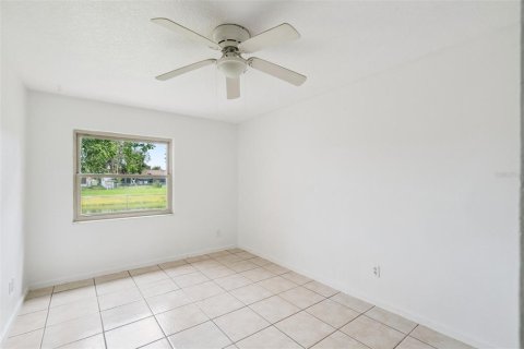 Duplex à vendre à Orlando, Floride: 3 chambres, 94.95 m2 № 2152055 - photo 14