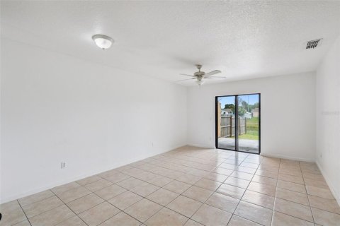 Duplex à vendre à Orlando, Floride: 3 chambres, 94.95 m2 № 2152055 - photo 5