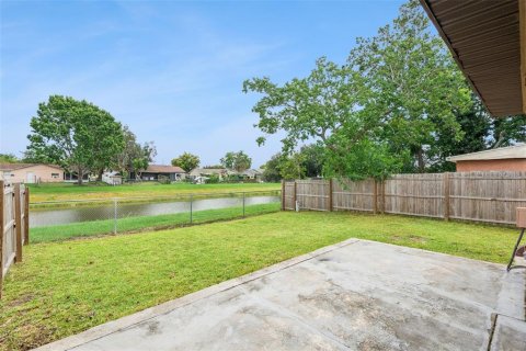 Duplex à vendre à Orlando, Floride: 3 chambres, 94.95 m2 № 2152055 - photo 21