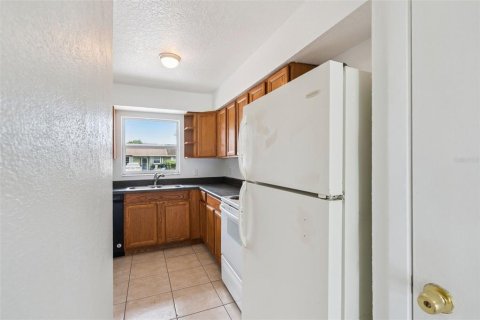 Duplex à vendre à Orlando, Floride: 3 chambres, 94.95 m2 № 2152055 - photo 7