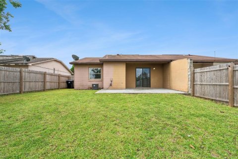 Duplex à vendre à Orlando, Floride: 3 chambres, 94.95 m2 № 2152055 - photo 23