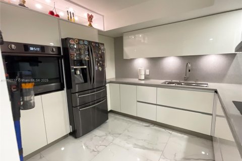 Copropriété à vendre à Miami, Floride: 1 chambre, 74.41 m2 № 1936371 - photo 7