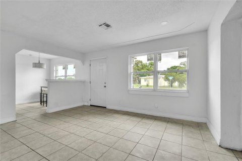 Casa en venta en Melbourne, Florida, 3 dormitorios, 133.78 m2 № 2383401 - foto 4
