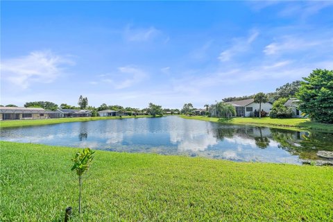 House in Fort Myers, Florida 5 bedrooms, 265.33 sq.m. № 2360908 - photo 22