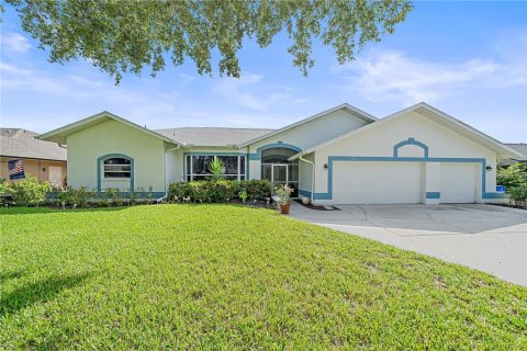 House in Fort Myers, Florida 5 bedrooms, 265.33 sq.m. № 2360908 - photo 17