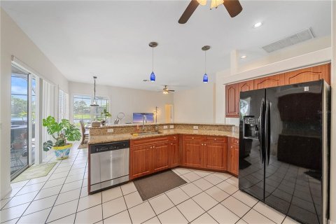 House in Fort Myers, Florida 5 bedrooms, 265.33 sq.m. № 2360908 - photo 25