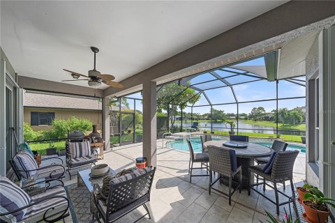 House in Fort Myers, Florida 5 bedrooms, 265.33 sq.m. № 2360908 - photo 10