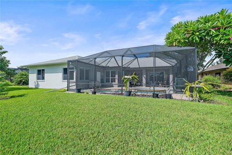 House in Fort Myers, Florida 5 bedrooms, 265.33 sq.m. № 2360908 - photo 9