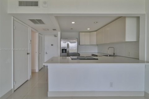 Condominio en venta en Aventura, Florida, 1 dormitorio, 84.82 m2 № 1861303 - foto 7