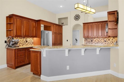 Casa en venta en Orlando, Florida, 5 dormitorios, 264.59 m2 № 1913589 - foto 9