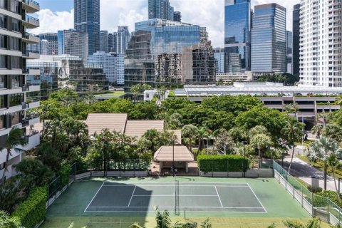 Condo in Miami, Florida, 2 bedrooms  № 1940940 - photo 27