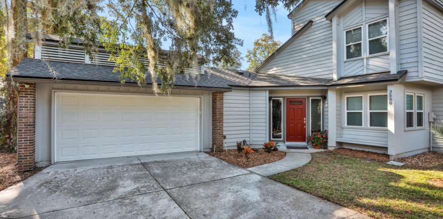 House in Jacksonville, Florida 3 bedrooms, 168.71 sq.m. № 801213