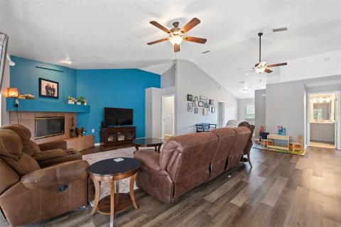 House in Riverview, Florida 5 bedrooms, 325.16 sq.m. № 1884464 - photo 22